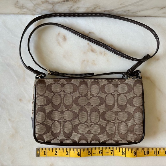 Small Coach Crossbody Bag - Picture 2 of 7